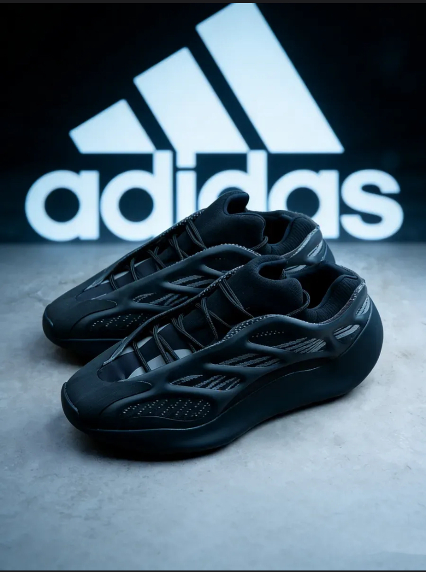 Кроссовки adidas Yeezy Boost 700 V3