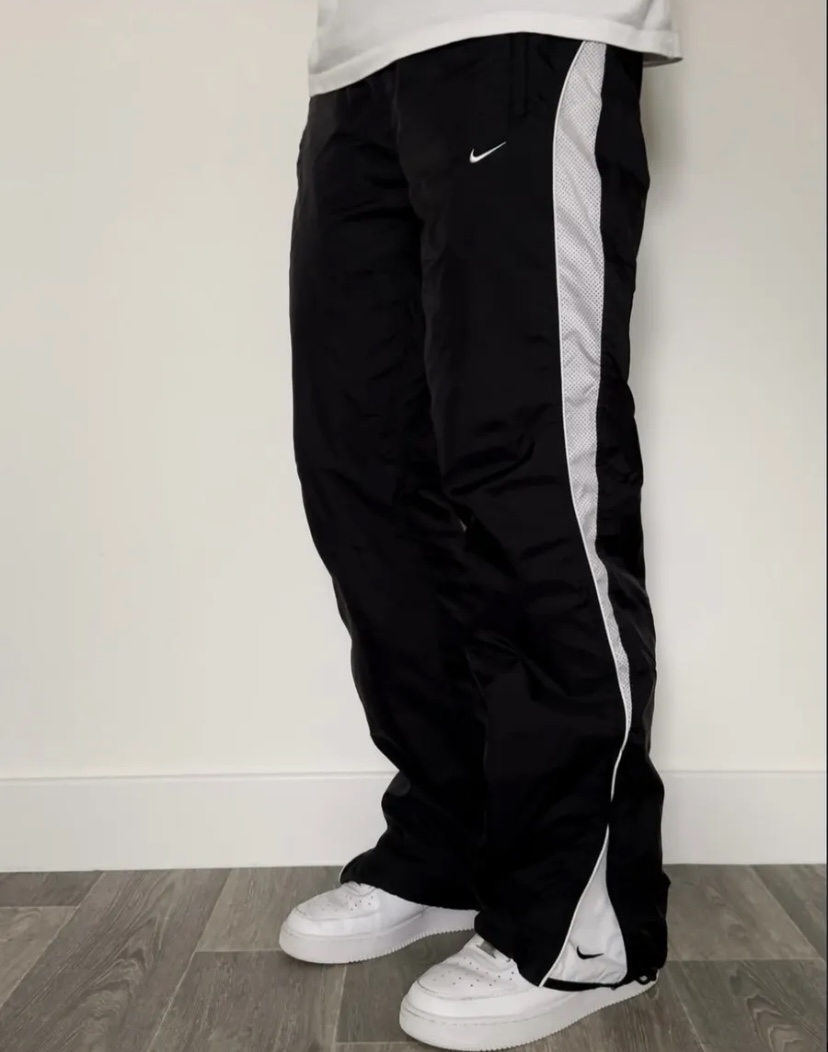 Спортивные штаны Nike Baggy